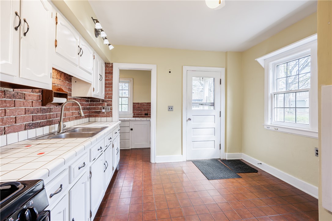 280 Yarmouth Road, Rochester, New York image 15