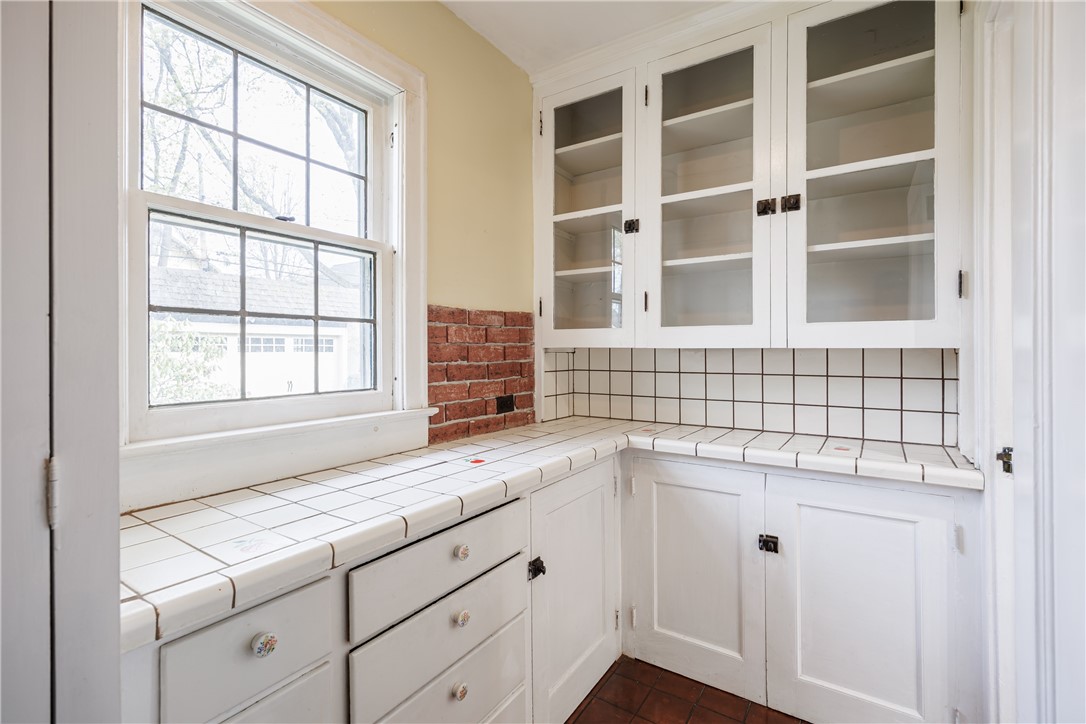 280 Yarmouth Road, Rochester, New York image 12