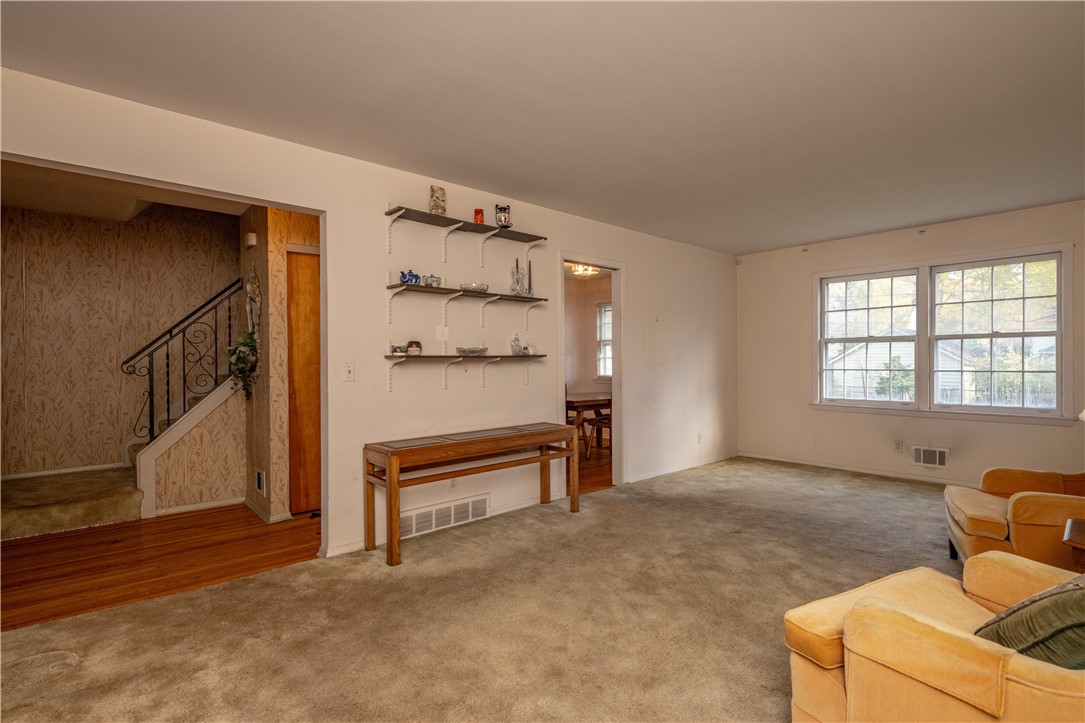 Rochester, Ny Homes For Sale 2 104 seminole way