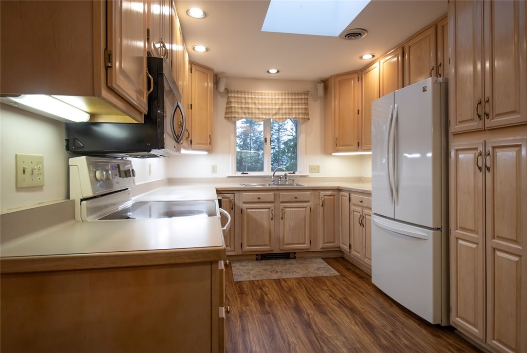 57 Winterset Drive, Penfield, New York image 6