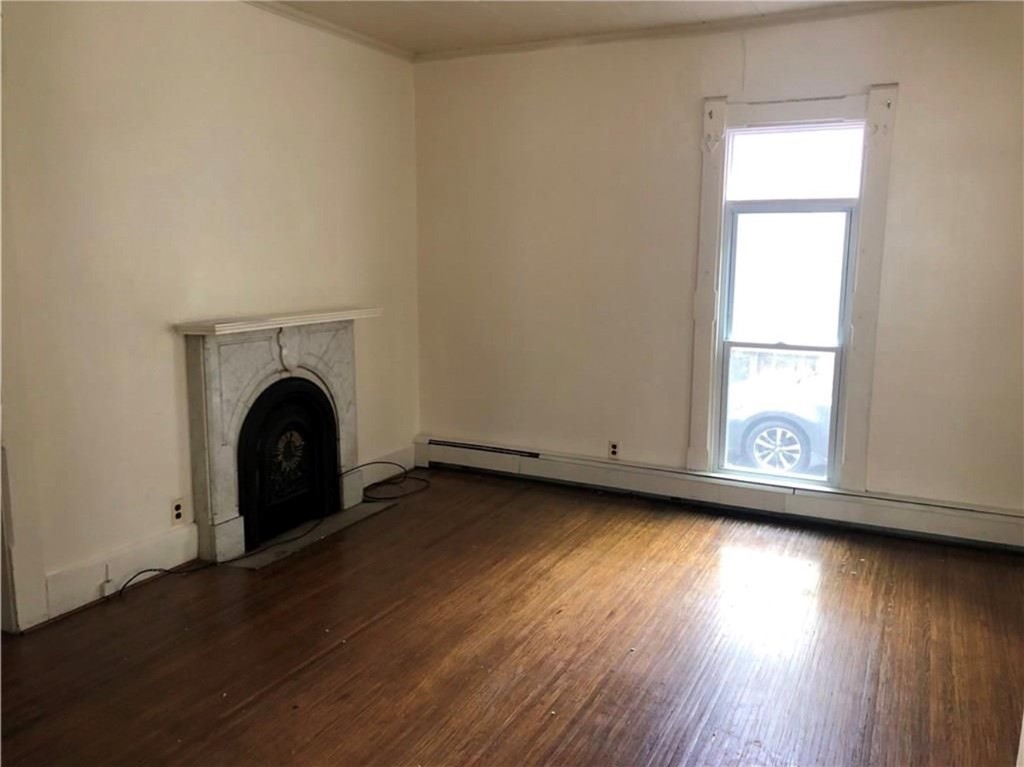 325-327 Grand Avenue