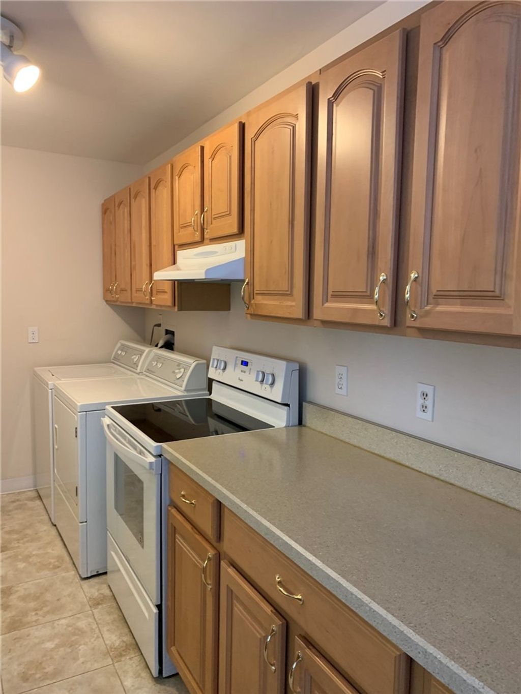 Photo of 26 Heron Way S, Perinton, NY 14450 (MLS # R1660292)