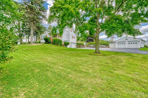 Photo for 6354 E Avon Lima Road