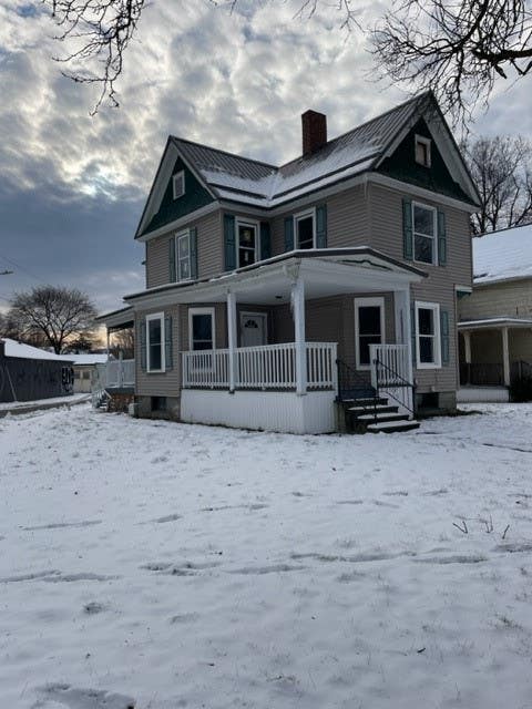 Photo for 309 Broadway Street