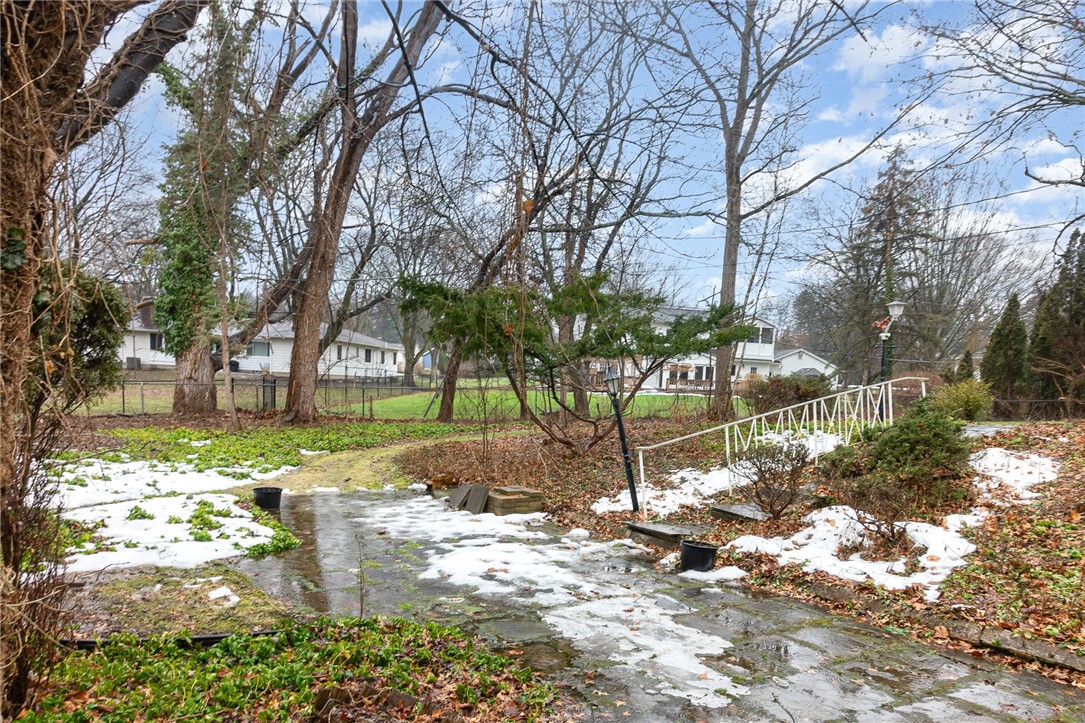 381 French Road, Pittsford, New York image 30