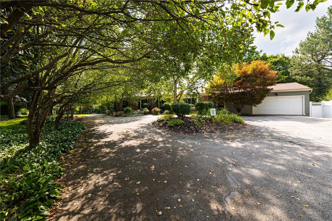 20 Grove Drive