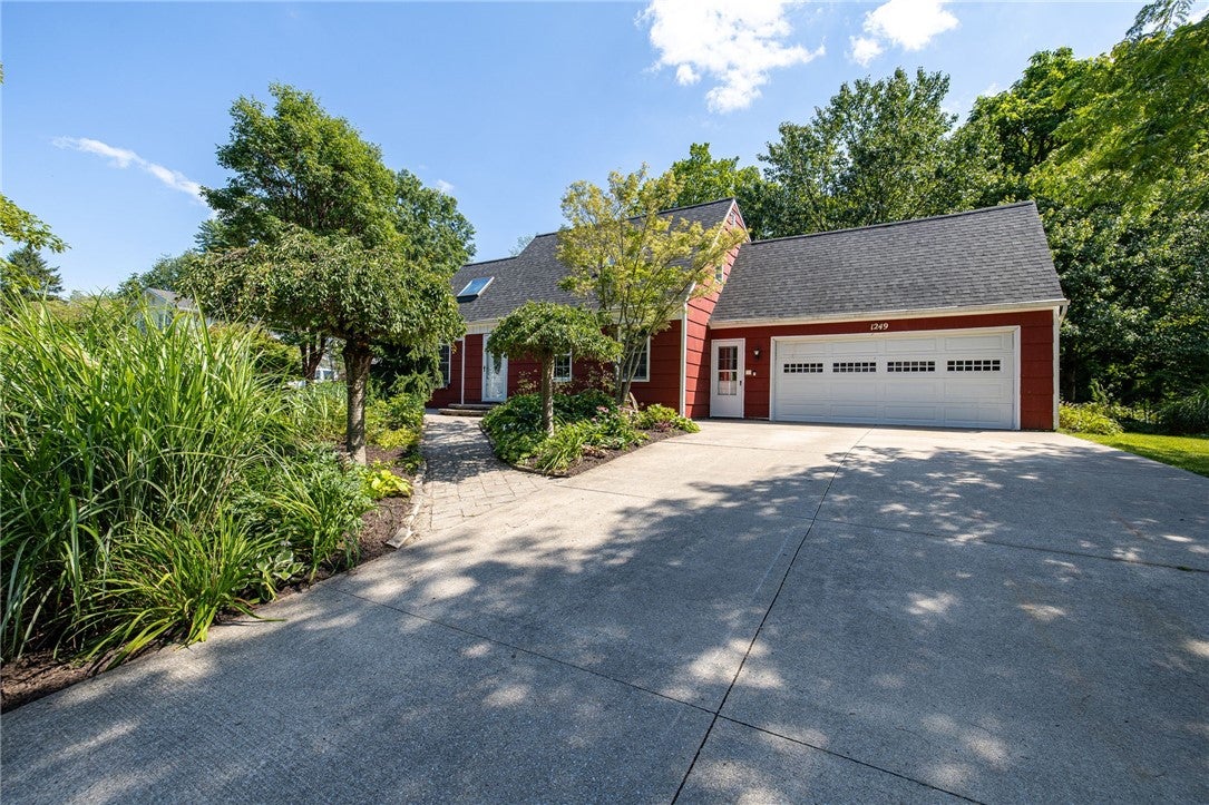 1249 Imperial Drive