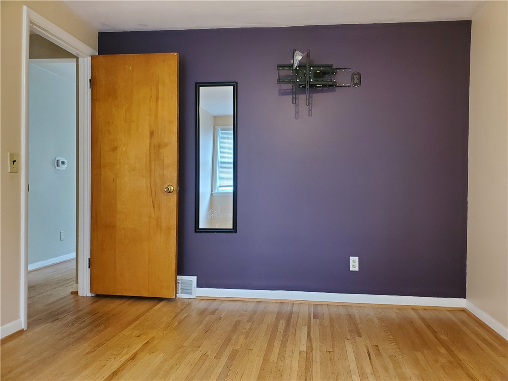 526 Winchester Street, Rochester, New York image 34