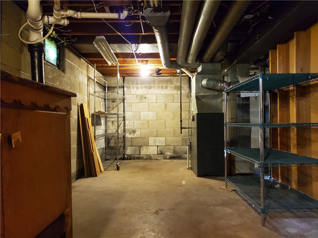 526 Winchester Street, Rochester, New York image 47
