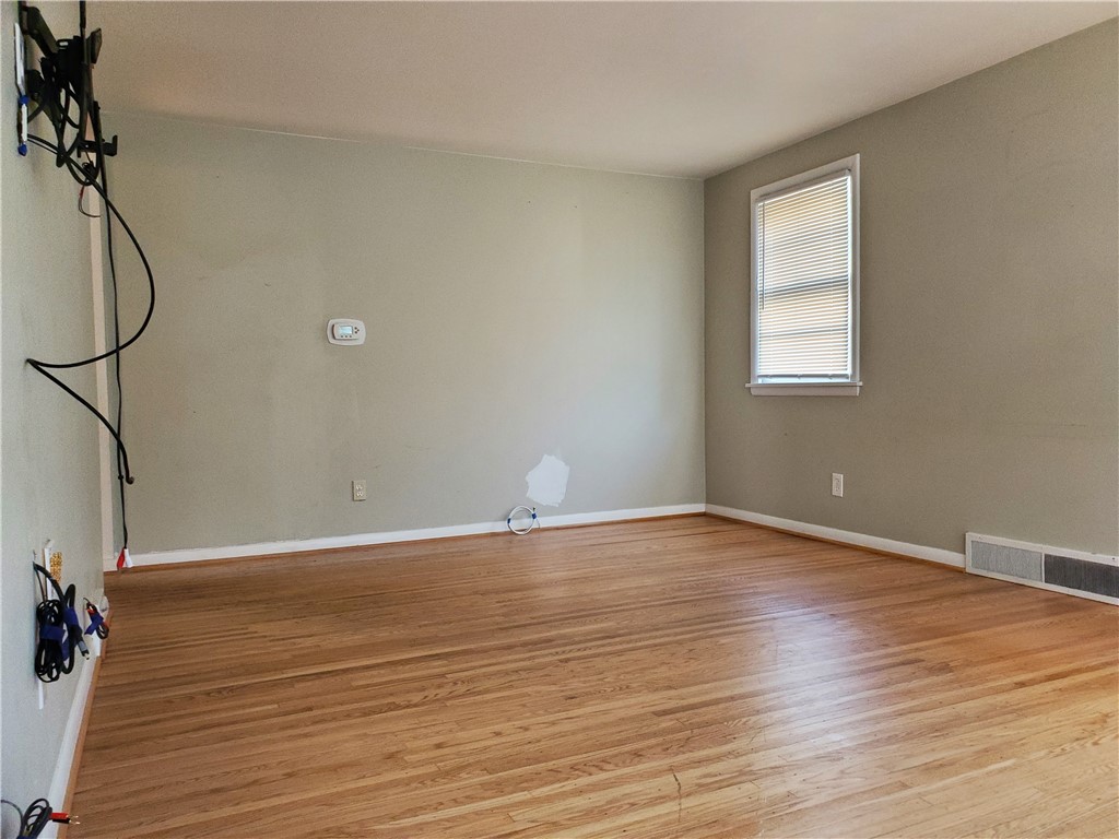 526 Winchester Street, Rochester, New York image 25