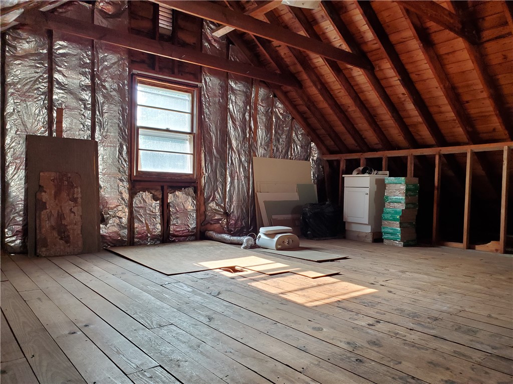 526 Winchester Street, Rochester, New York image 38