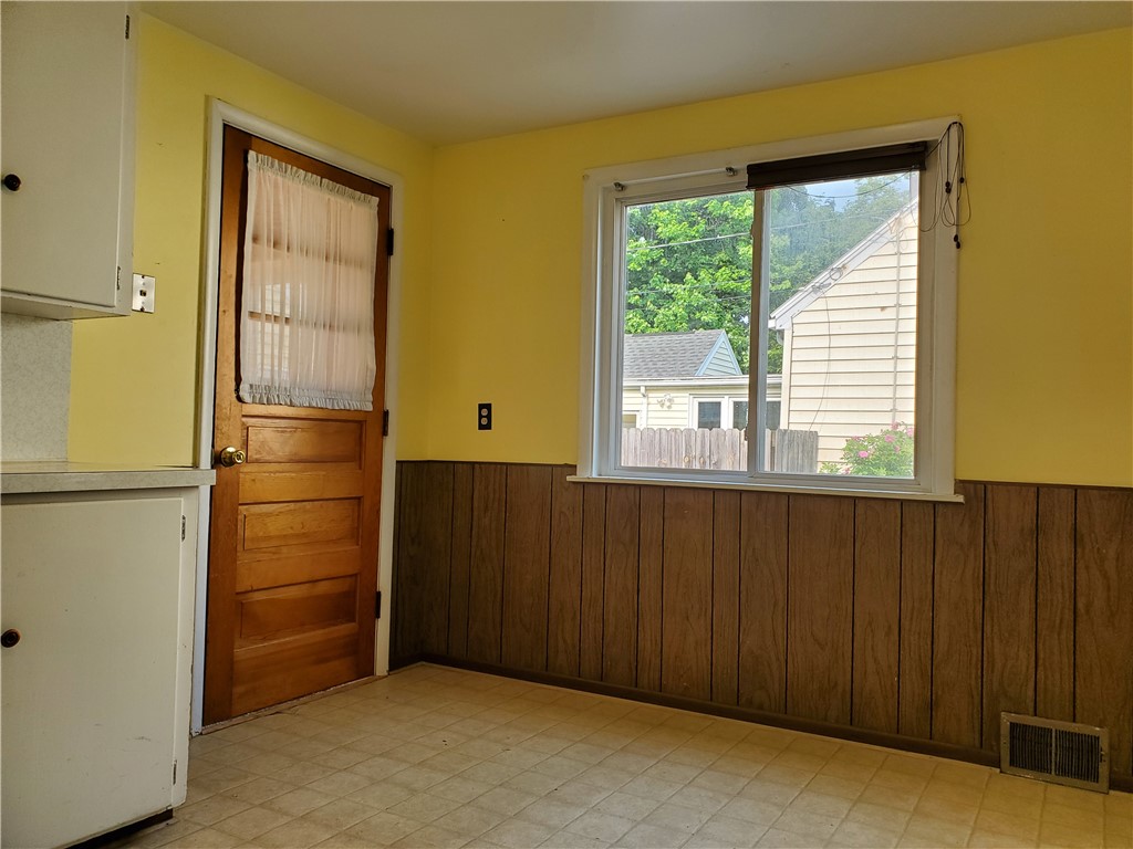 526 Winchester Street, Rochester, New York image 23