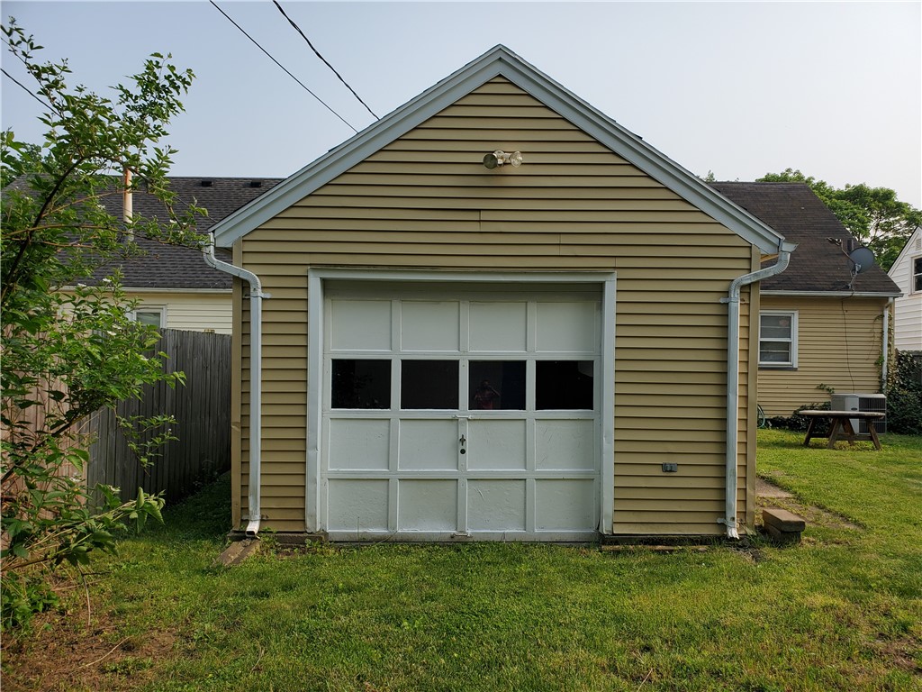 526 Winchester Street, Rochester, New York image 9
