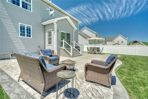 Tiny photo for 215 Emery Run, Greece, NY 14612 (MLS # R1684387)