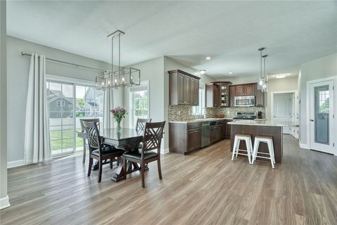 Tiny photo for 215 Emery Run, Greece, NY 14612 (MLS # R1684387)