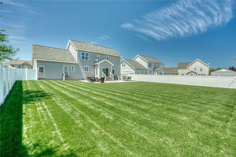 Tiny photo for 215 Emery Run, Greece, NY 14612 (MLS # R1684387)