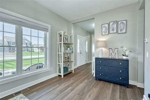 Tiny photo for 215 Emery Run, Greece, NY 14612 (MLS # R1684387)
