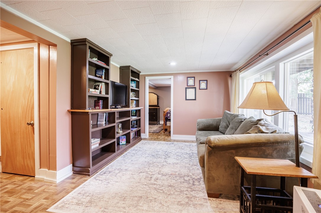 761 N Greece Road, Greece, New York image 22