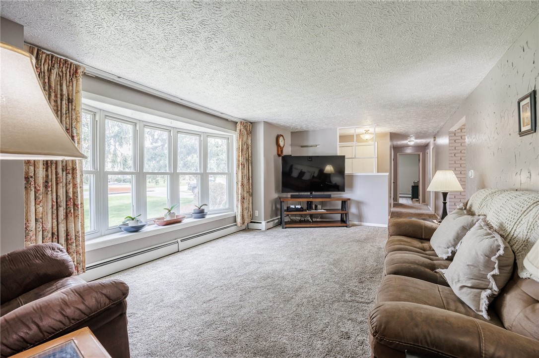 761 N Greece Road, Greece, New York image 2