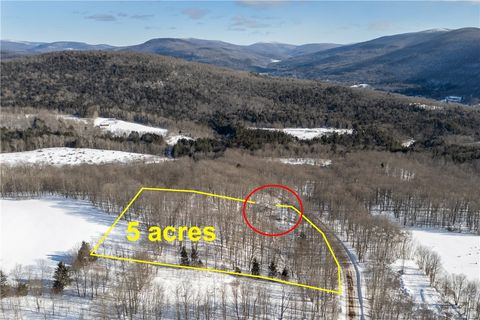 Tiny photo for 605 Cross Road, Middletown, NY 12455 (MLS # R1660511)