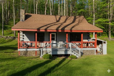 Tiny photo for 605 Cross Road, Middletown, NY 12455 (MLS # R1660511)