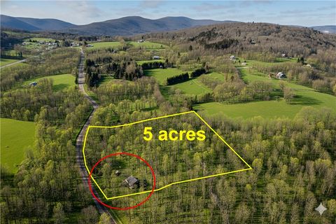 Tiny photo for 605 Cross Road, Middletown, NY 12455 (MLS # R1660511)