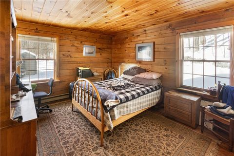 Tiny photo for 605 Cross Road, Middletown, NY 12455 (MLS # R1660511)