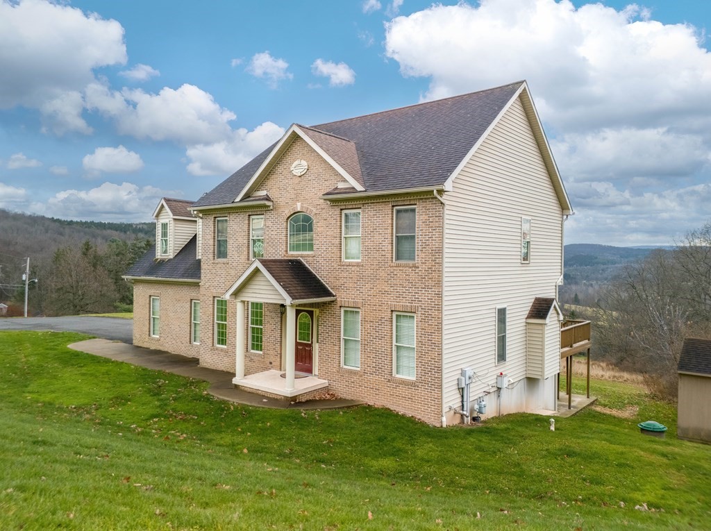 65 Hillside Drive
