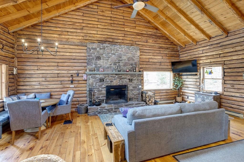 851 lower meeker hollow road