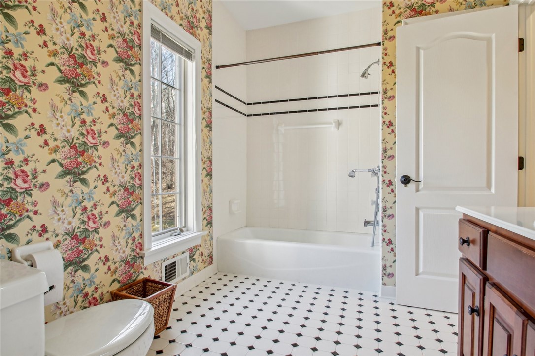 20 Windham Hill Hl, Mendon, New York image 28
