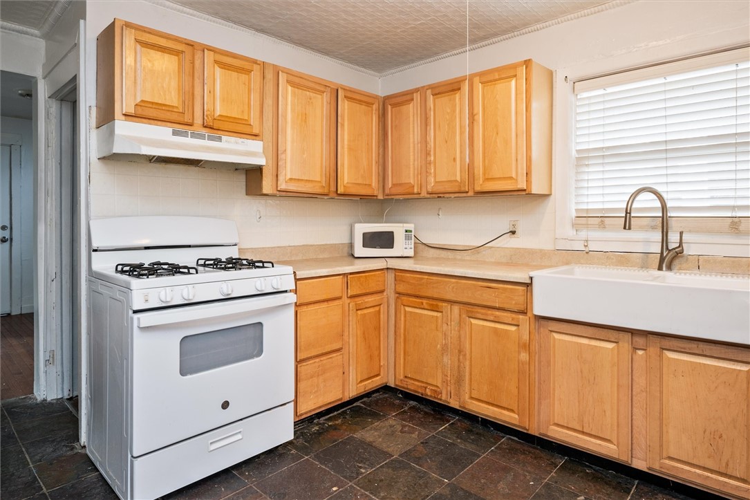 56 Sawyer Street, Rochester, New York image 21