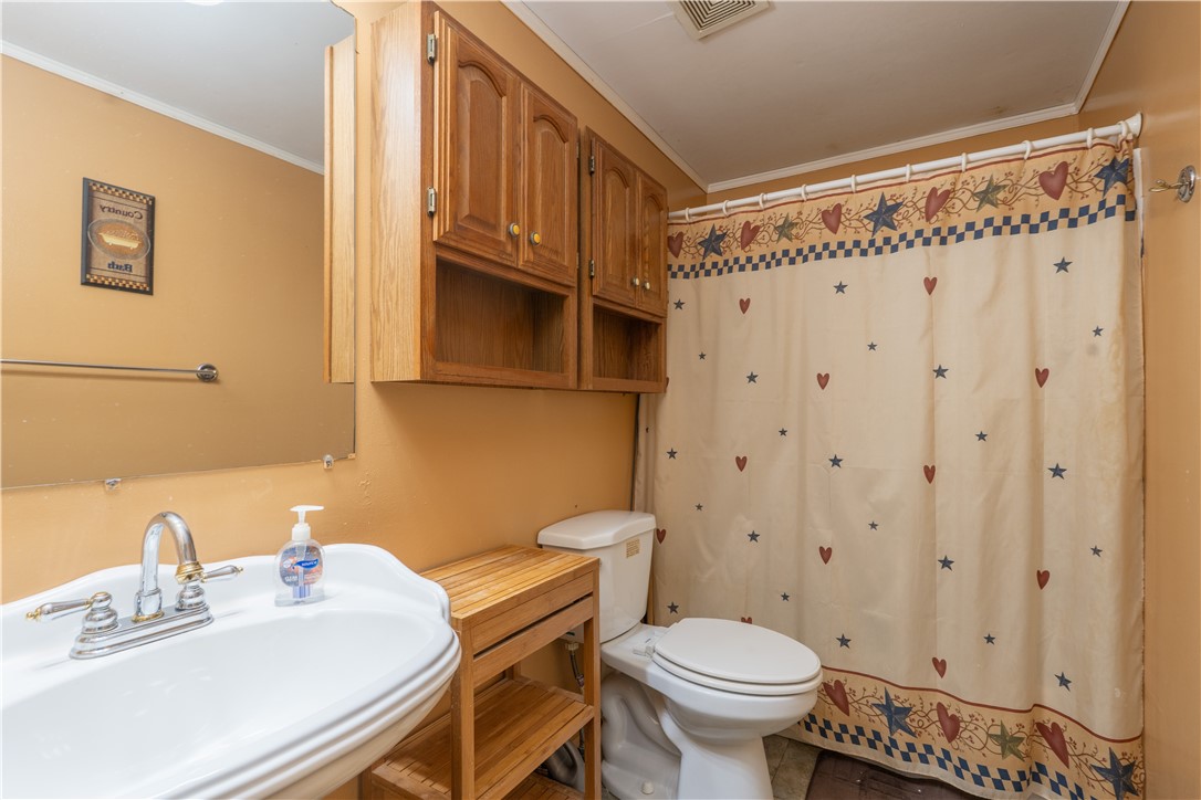 1551 Winterberry Court, Walworth, New York image 14