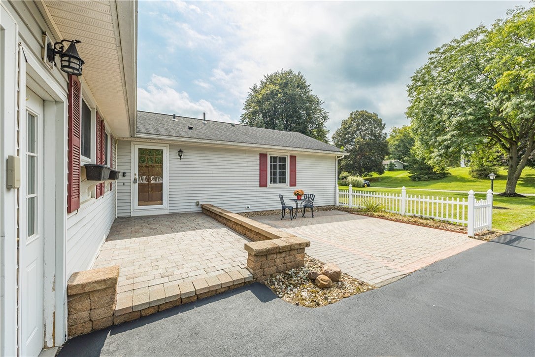 6 Enfield Drive