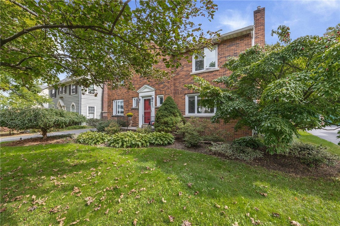 330 Rhinecliff Drive