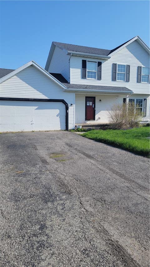 Homes For Sale - 312 Chadlee Drive<br/> Clarkson, NY 14420