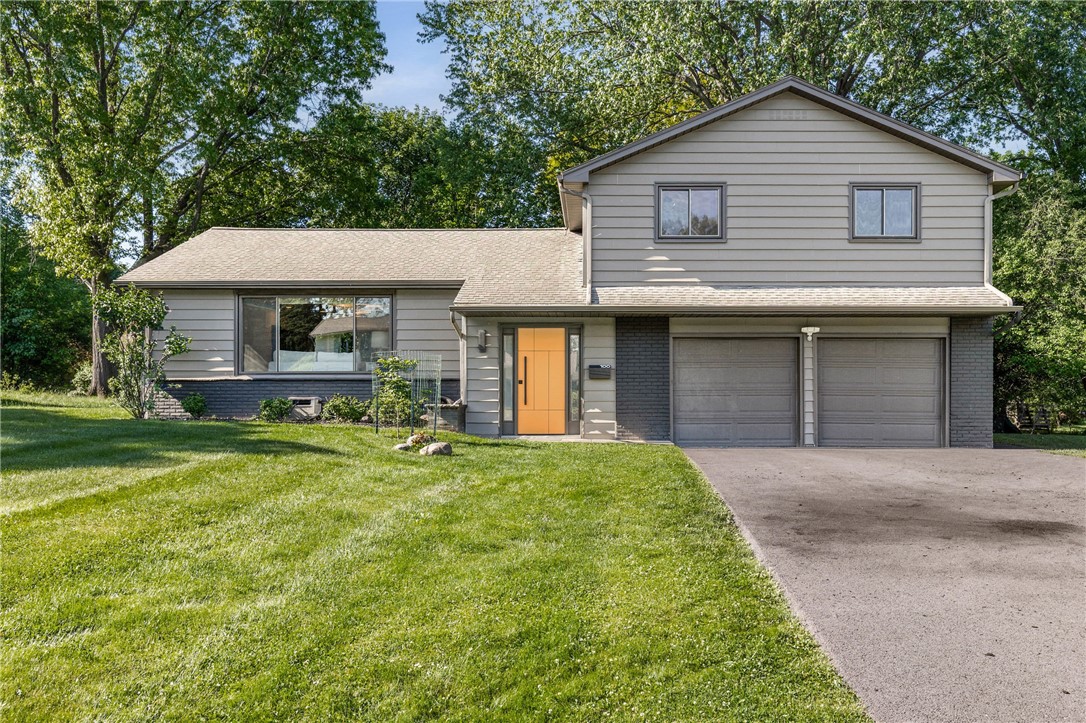 100 Hibiscus Dr