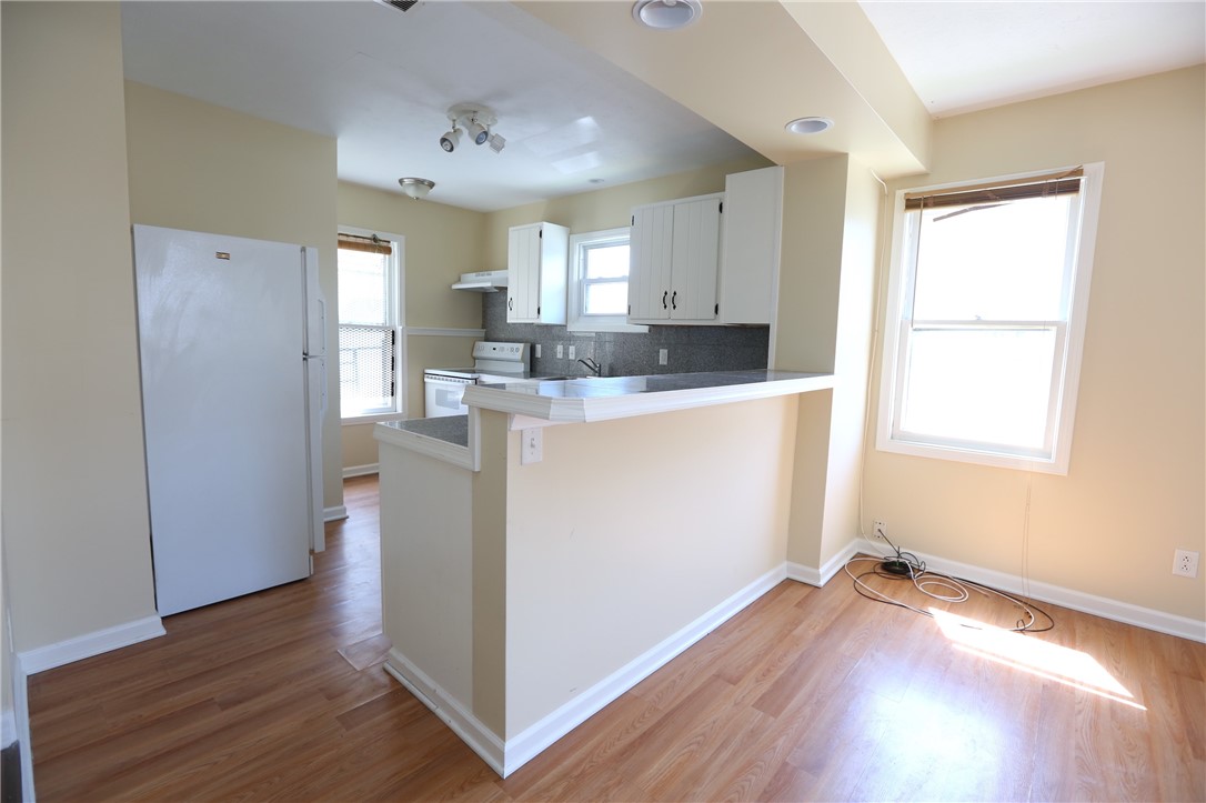 733 university avenue 3