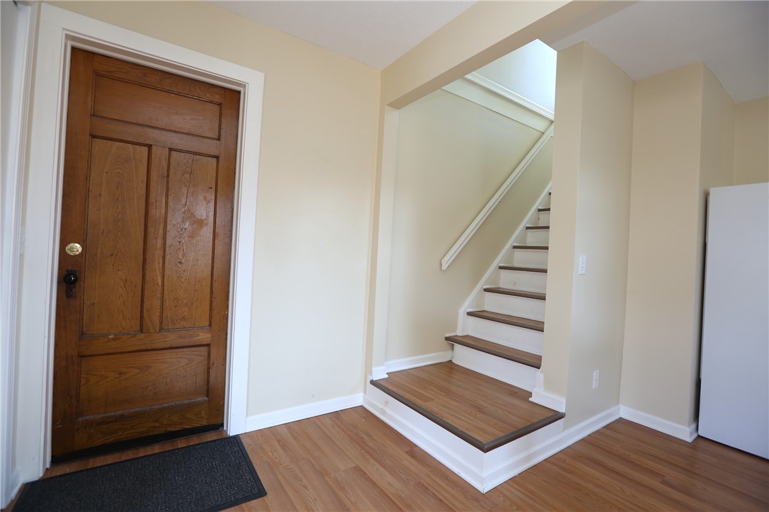 733 university avenue 3
