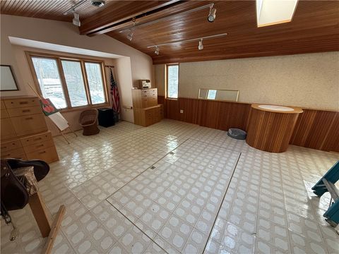 Tiny photo for 466 True Hickory Drive, Greece, NY 14615 (MLS # R1660702)