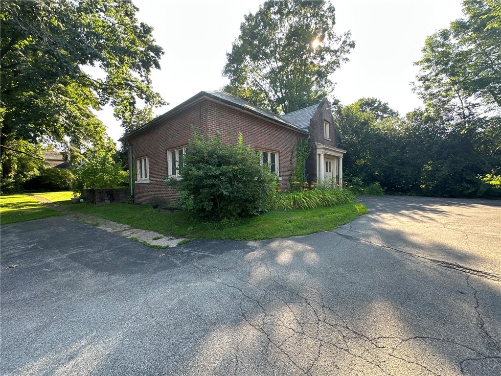 1441 east avenue