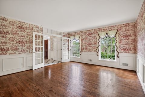 Tiny photo for 10 Ponds Edge Way, Pittsford, NY 14534 (MLS # R1680209)