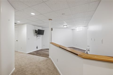 Tiny photo for 10 Ponds Edge Way, Pittsford, NY 14534 (MLS # R1680209)
