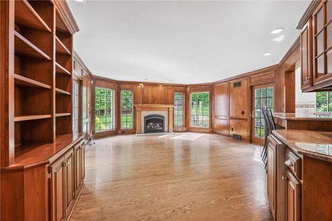 Tiny photo for 10 Ponds Edge Way, Pittsford, NY 14534 (MLS # R1680209)
