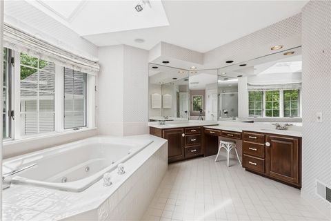 Tiny photo for 10 Ponds Edge Way, Pittsford, NY 14534 (MLS # R1680209)