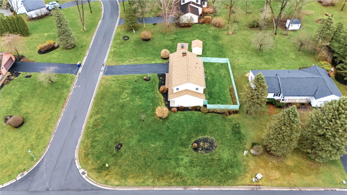 7 Pine Brook Circle, Penfield, New York image 44