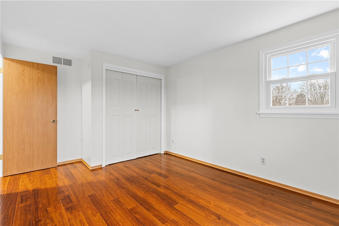 7 Pine Brook Circle, Penfield, New York image 31