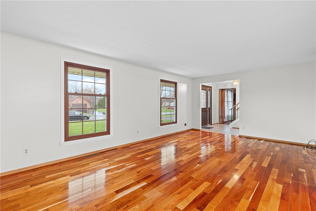 7 Pine Brook Circle, Penfield, New York image 8