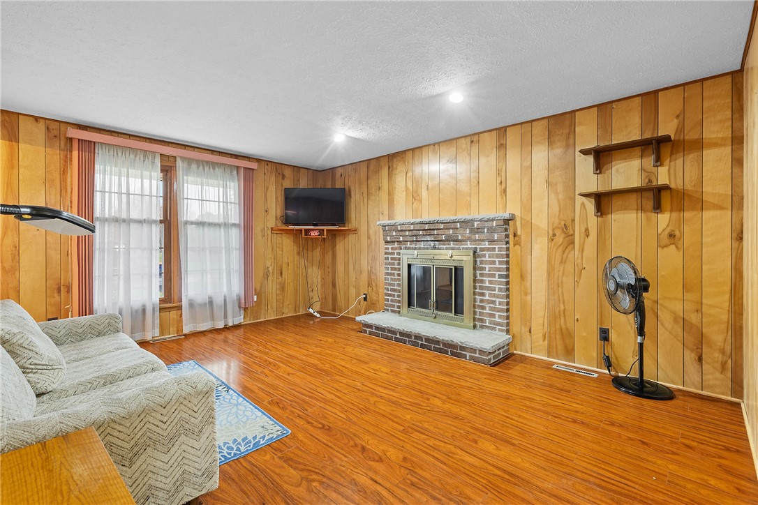 7 Pine Brook Circle, Penfield, New York image 18