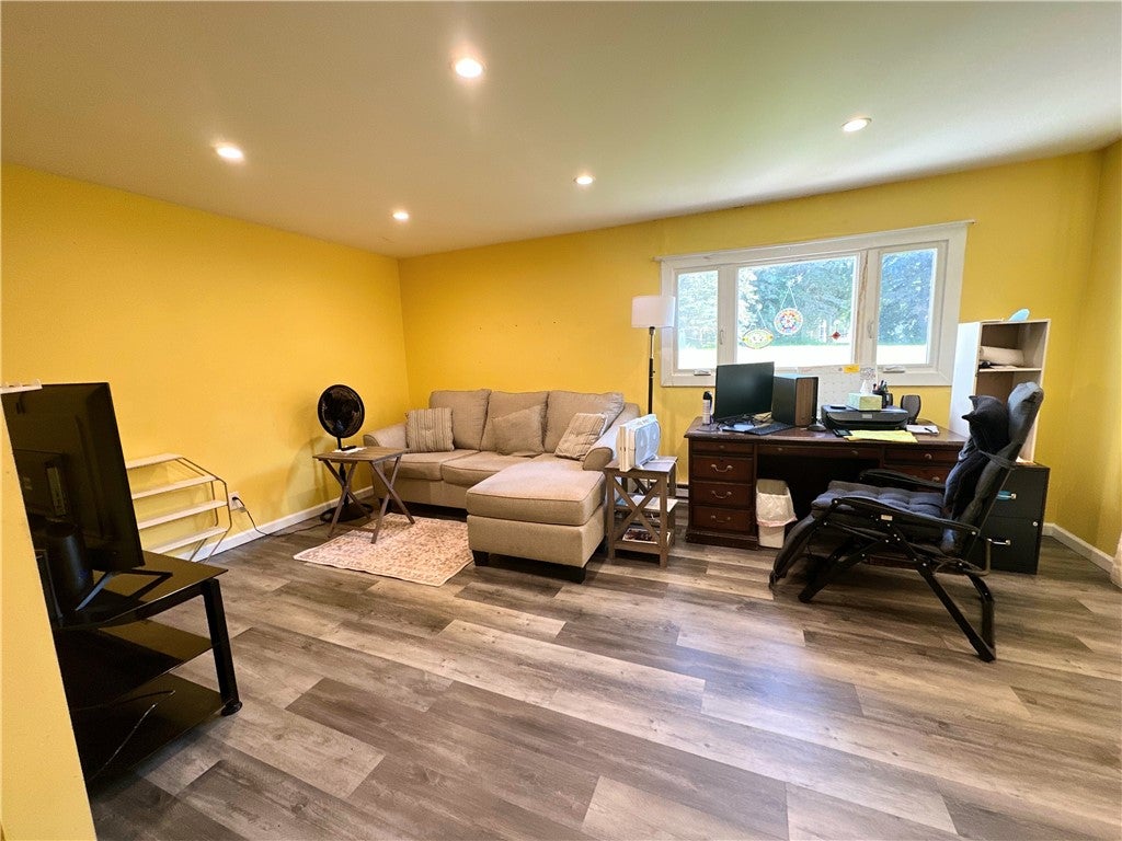 405 Ogden-Parma Tl Road