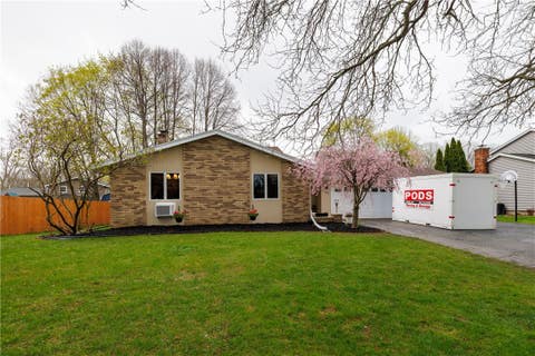 Homes For Sale - 145 Mountain Ash Drive<br/> Greece, NY 14615